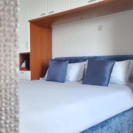 Aurora Appartement *